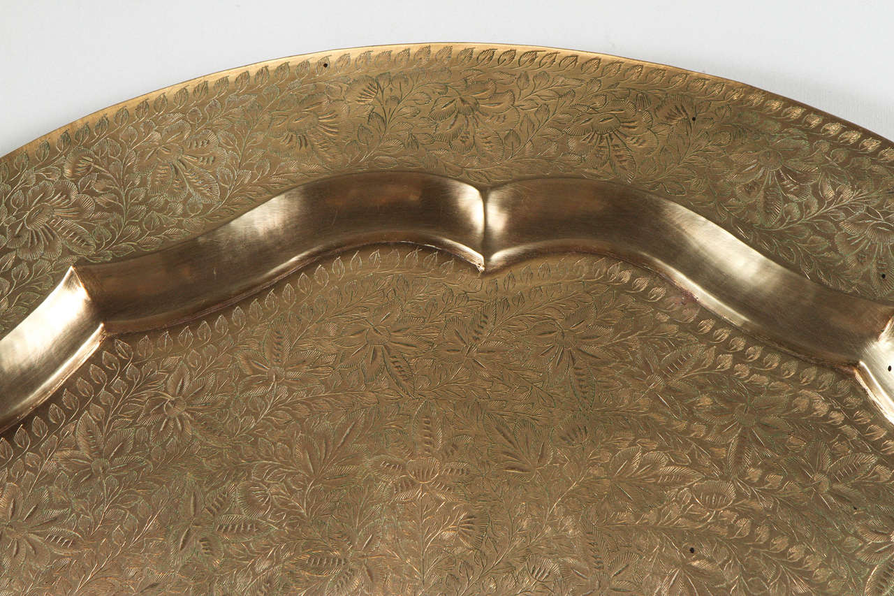 Anglo-Indian Round Brass Tray Wall Hanging In Good Condition In North Hollywood, CA