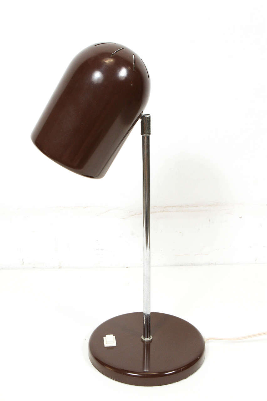 Modern Brown Metal and Chrome Table Lamp Joe Colombo Style In Good Condition For Sale In North Hollywood, CA