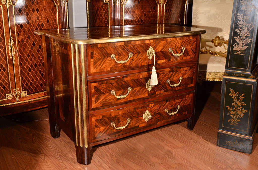 18th c beautiful Regence rosewood and brass inlay chest of drawers