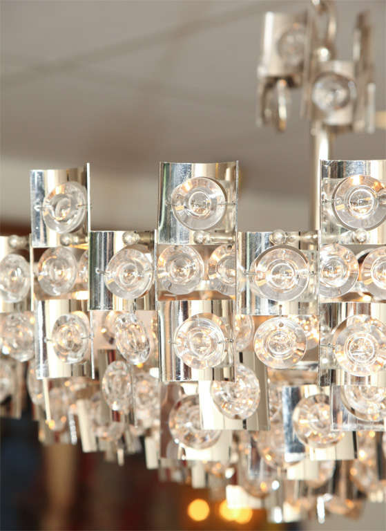 Rare Magnified Crystal and Chrome Sciolari Chandelier In Excellent Condition In Miami, FL