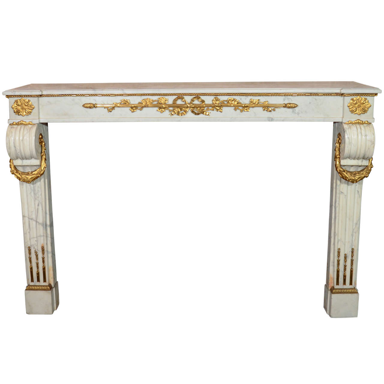 Antiker Kaminsims aus Carrara-Marmor im Louis-XVI-Stil des 19.