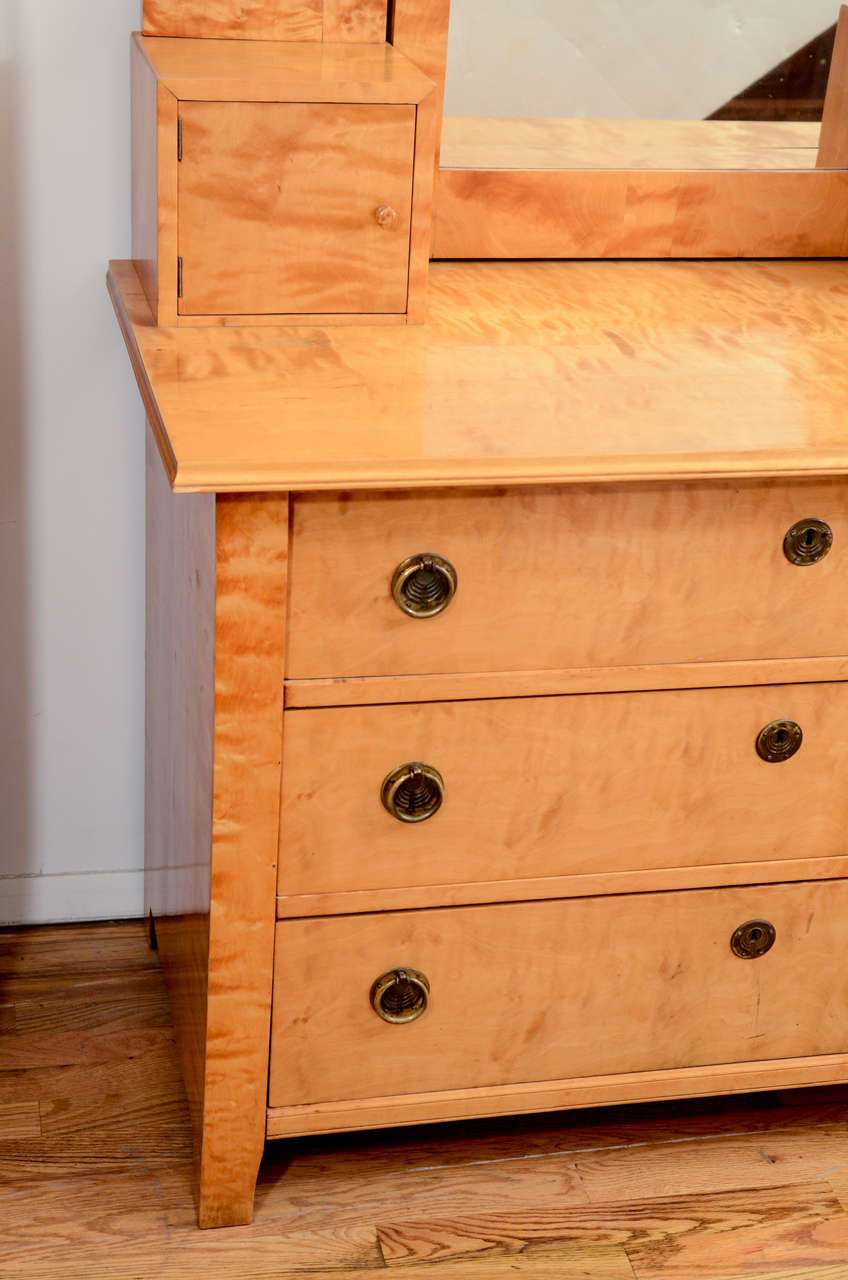 vanity chest of drawers