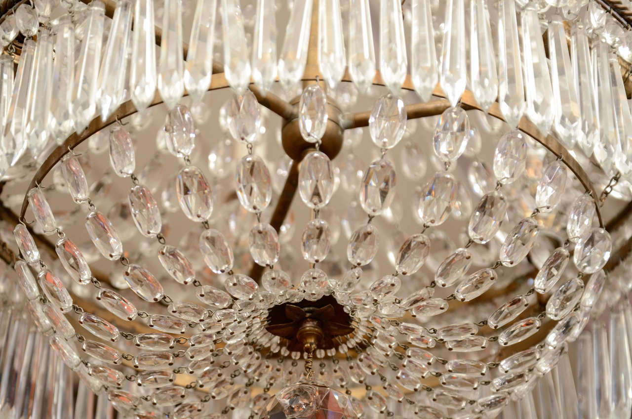 Regency Style Crystal and Bronze Chandelier For Sale 1