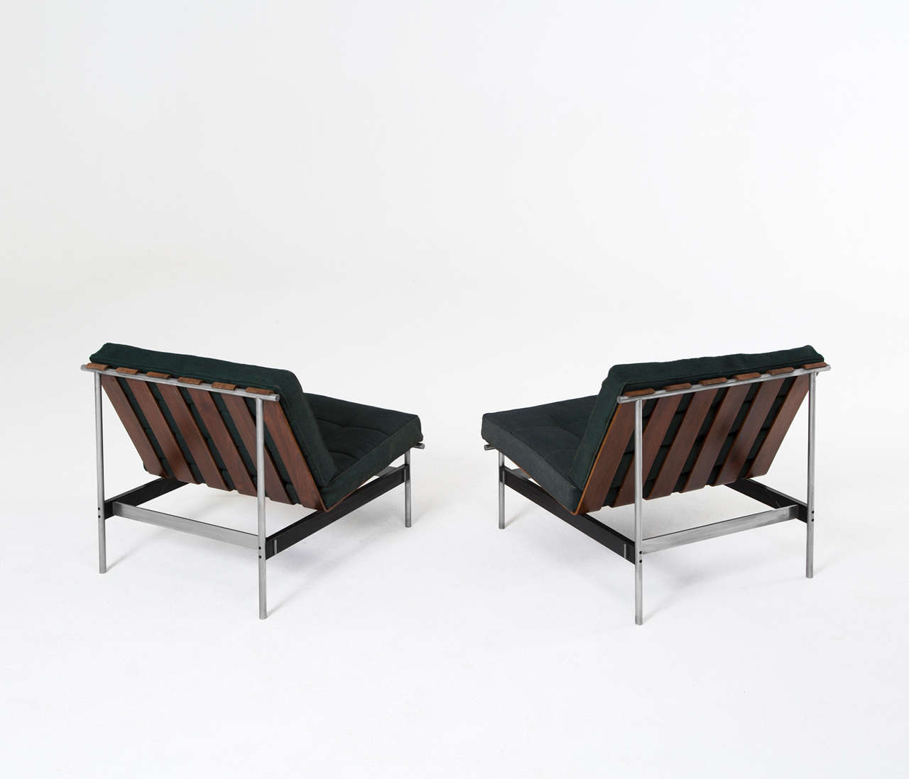 Néerlandais Paire de fauteuils de salon rares par Kho Liang Ie pour Artifort