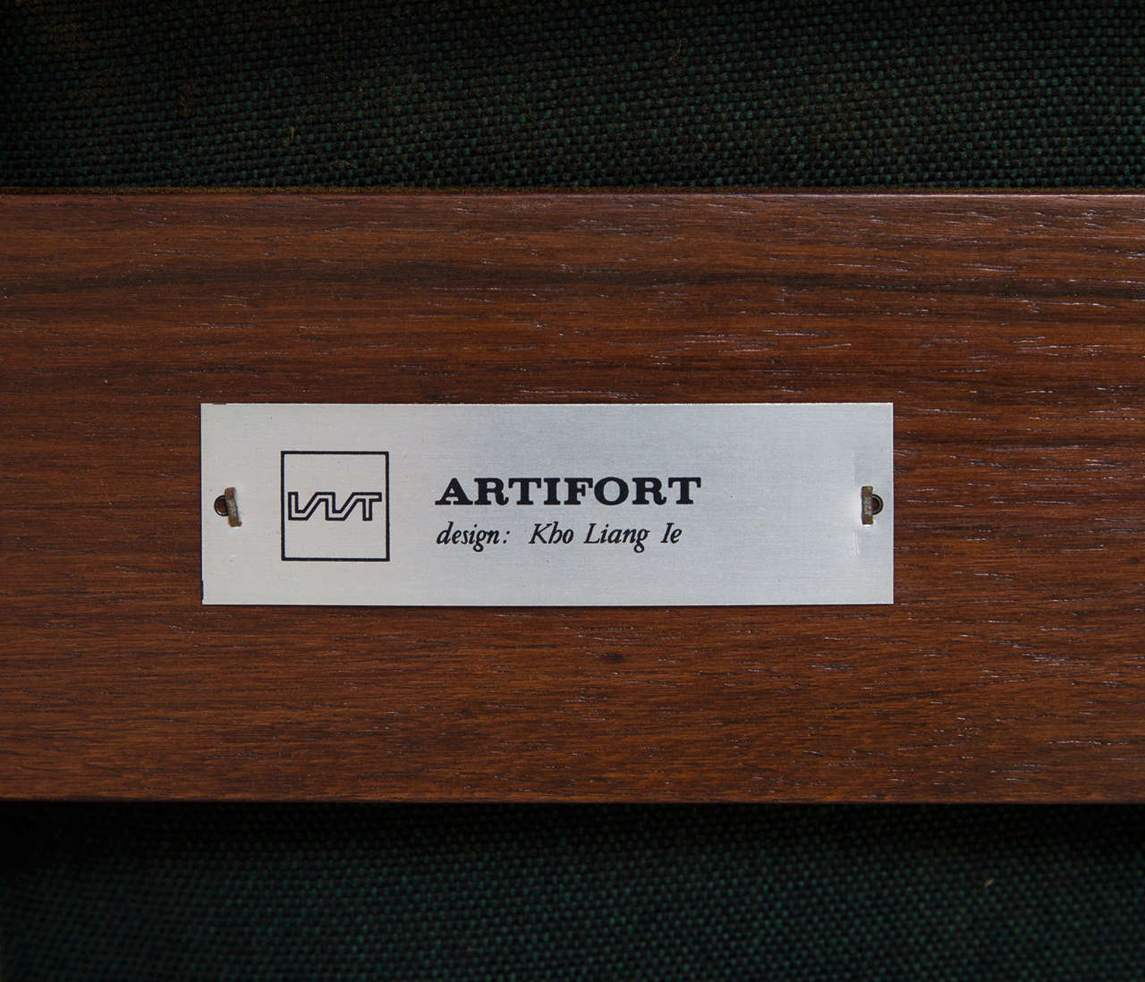 Paire de fauteuils de salon rares par Kho Liang Ie pour Artifort 2