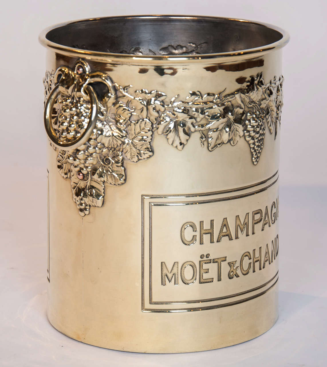 A Mid 20th Century Brass Champagne Bucket 1