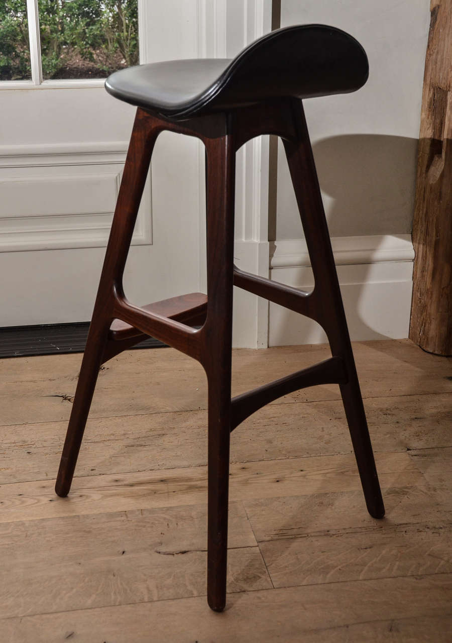 1970s Erik Buch Barstool in Rosewood and Black Leather In Excellent Condition In Sag Harbor, NY