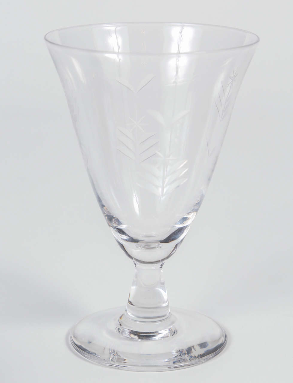 Mid-20th Century Set of Mid-Century Etched Crystal Glasses