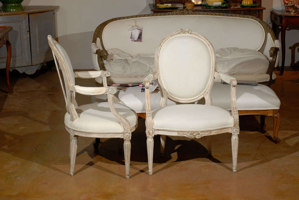 Pair of French Louis XVI Style 19th Century Painted Fauteuils with Oval Backs 1