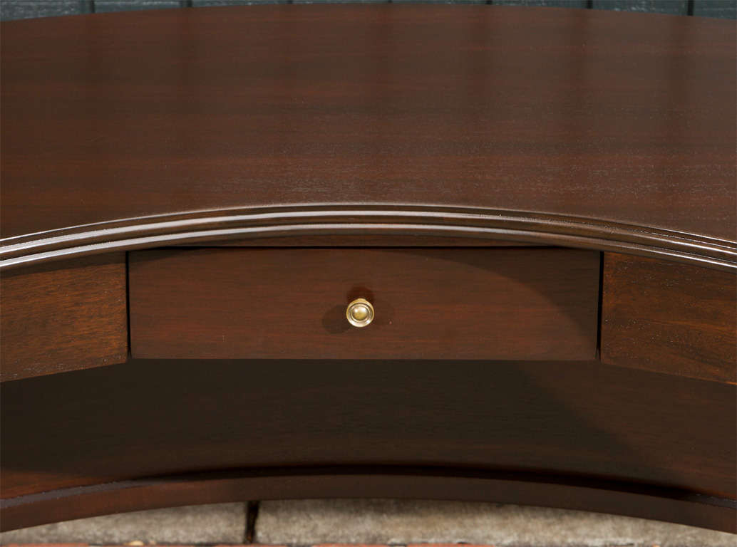 U Shaped Writing Desk 4