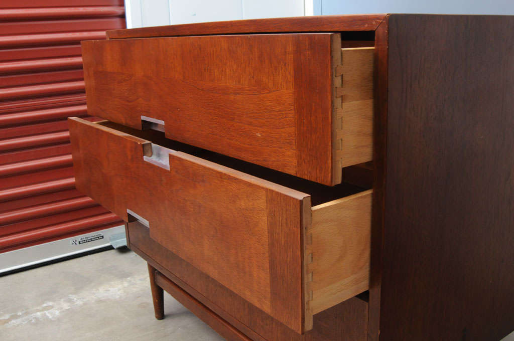 Midcentury Dressers by Albe In Excellent Condition In Miami, FL