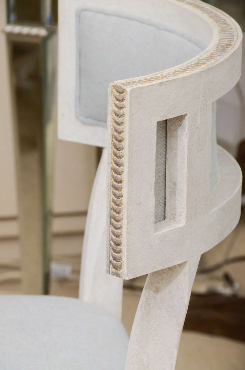 Set of 4 Chalk White Round Back Dining Chairs For Sale 2