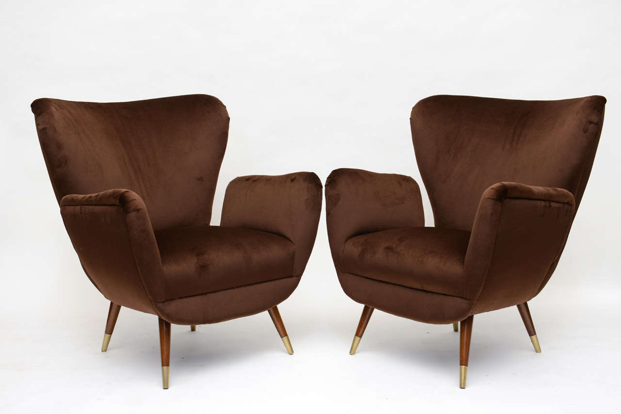 Luxurious Italian Mid Century Wing Back Armchairs In Excellent Condition In East Hampton, NY