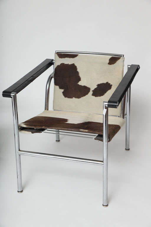 Pair of Le Corbusier LC1 Chairs 1