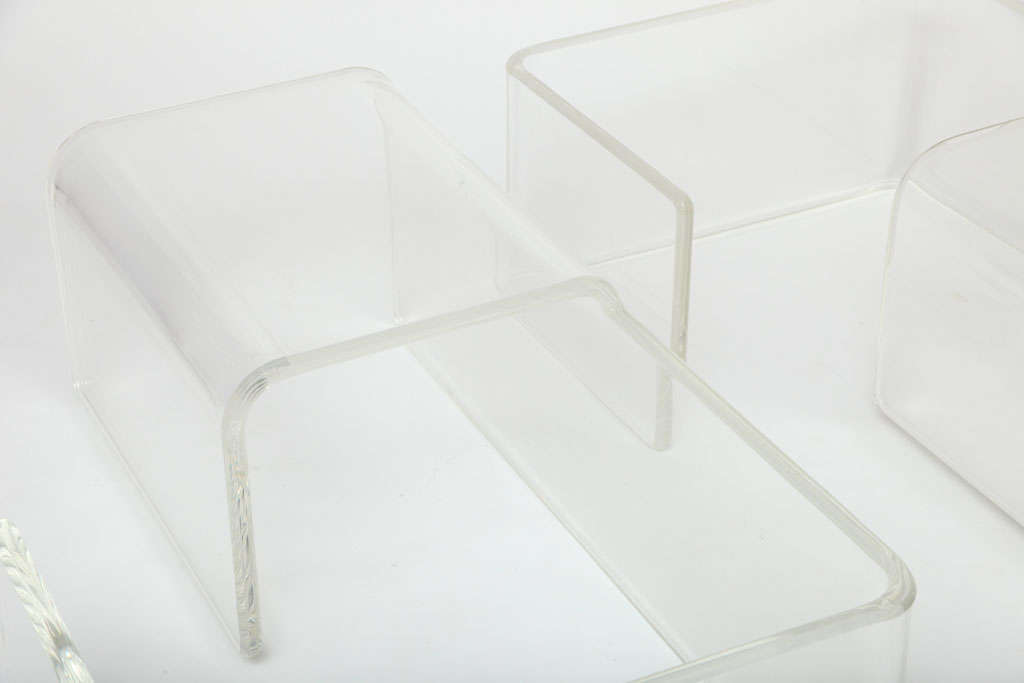 Tables modulaires Lucite en vente 3