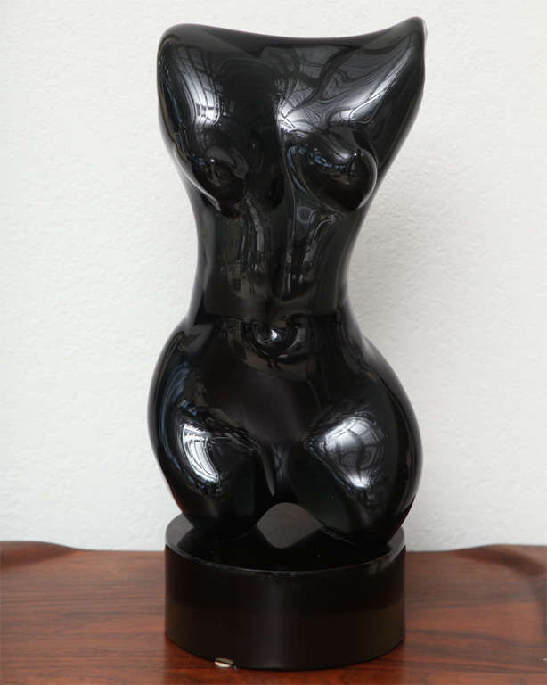 Beautiful, modernist Murano glass sculpture, signed 