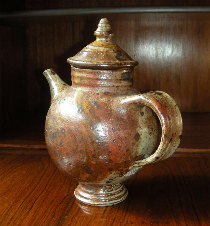20th Century 1900s English Tea Pot For Sale