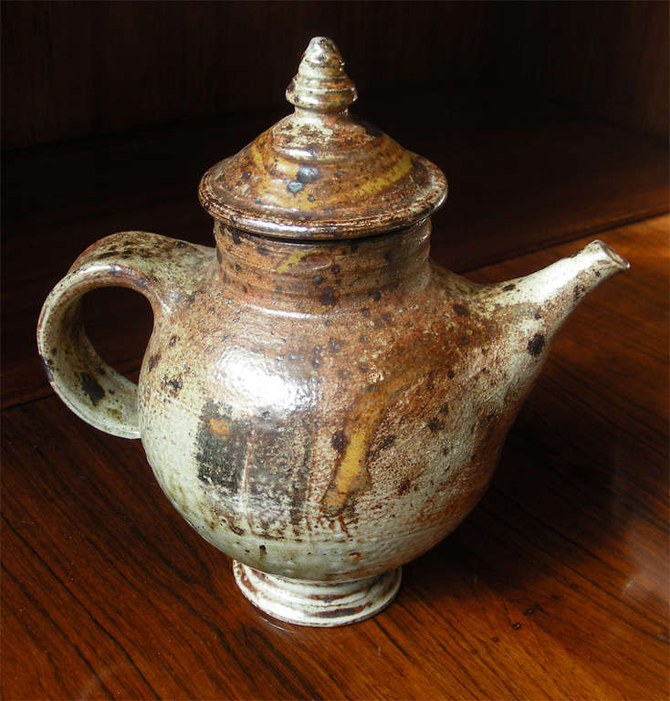 1900s English Tea Pot For Sale 1