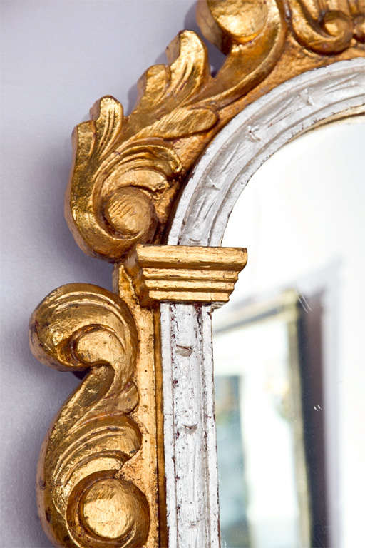 Gilt Italian Baroque Carved Wood Mirror 4
