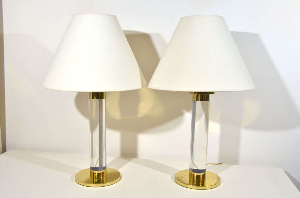 Late 20th Century Pair of Lucite Lamps