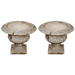 Pair of Round Composition Urns with Mossy Surfaces