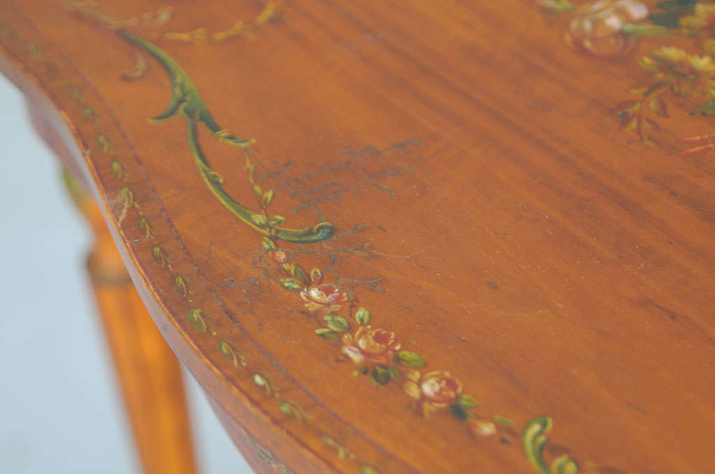Exquisite Hand Painted Satinwood Table 3