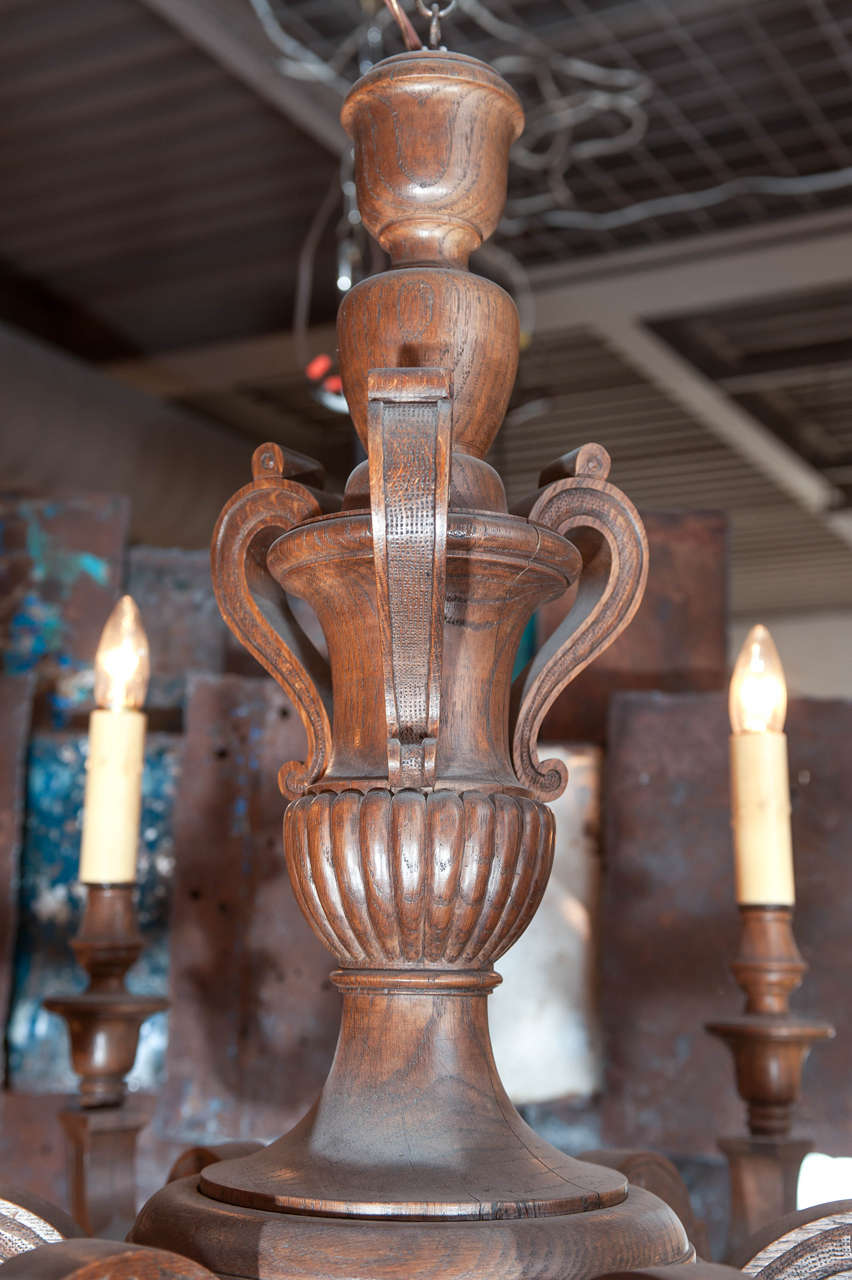 20th Century Exceptionally Carved Wooden Six-Branch Chandelier For Sale 1