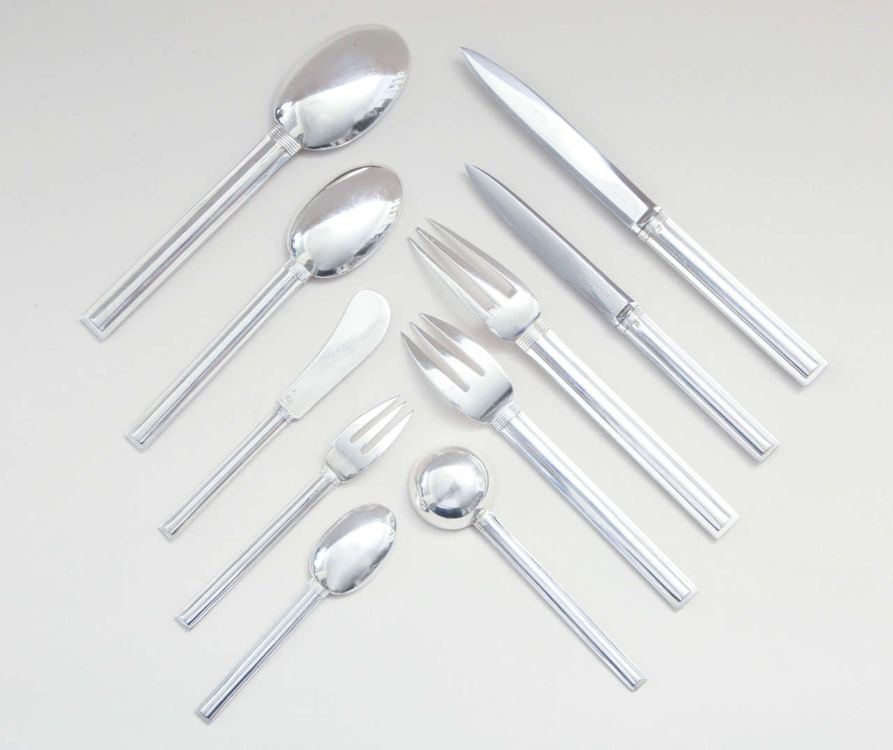 French Art Deco Sterling Silver Flatware in the Cannes Pattern by Jean Puiforcat For Sale 1
