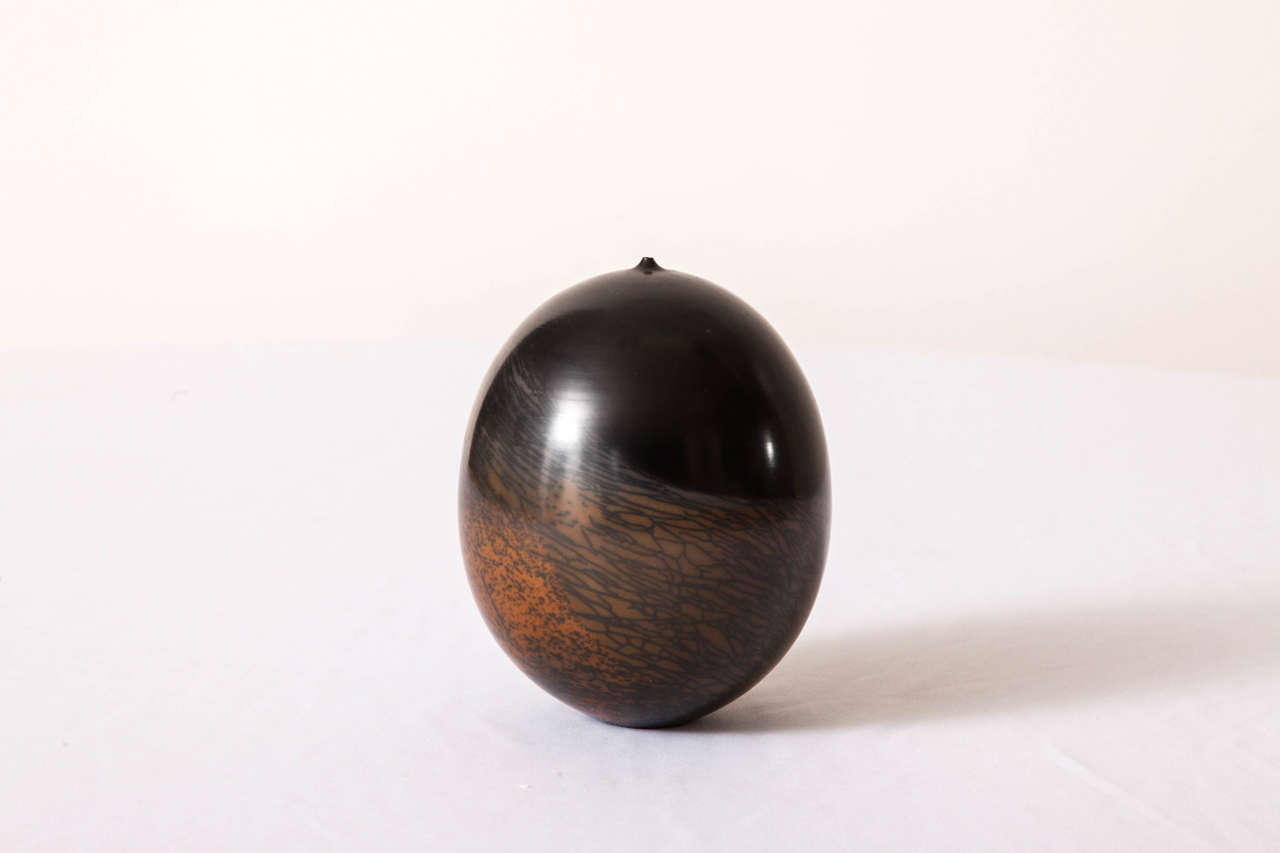 Early egg-shaped vase in terra sigillata by the French ceramist Pierre Bayle (1945-2004). One-off work, 1985. Engraved signature and year (see last image).