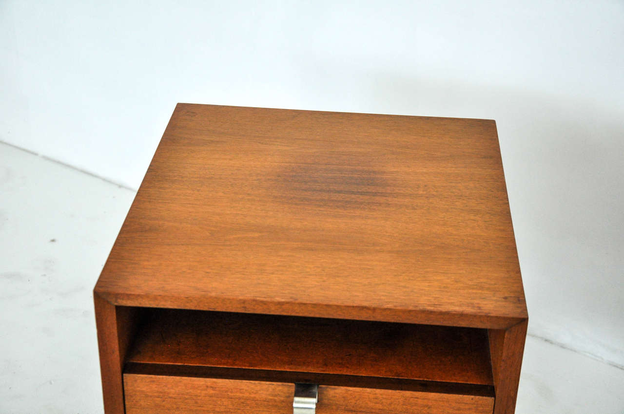 Pair of George Nelson Nightstands or End Tables, circa 1950s In Good Condition In Chicago, IL