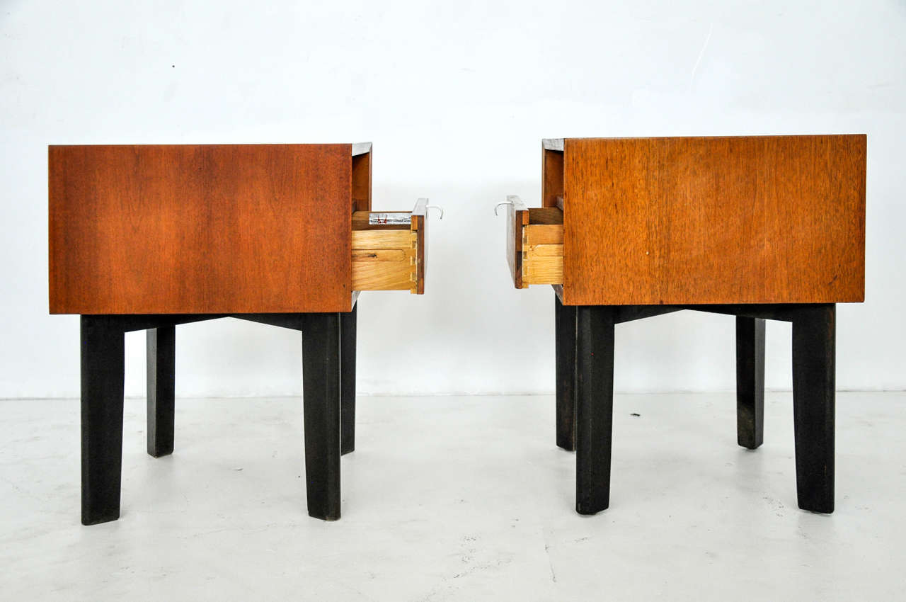 Walnut Pair of George Nelson Nightstands or End Tables, circa 1950s