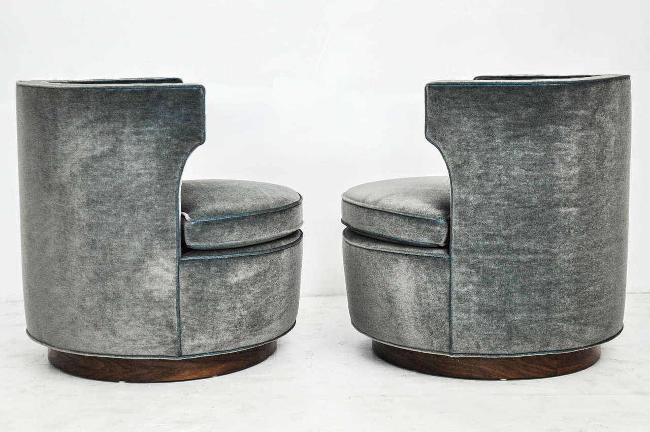 20th Century Wingback Swivel Chairs Attributed to Harvey Probber