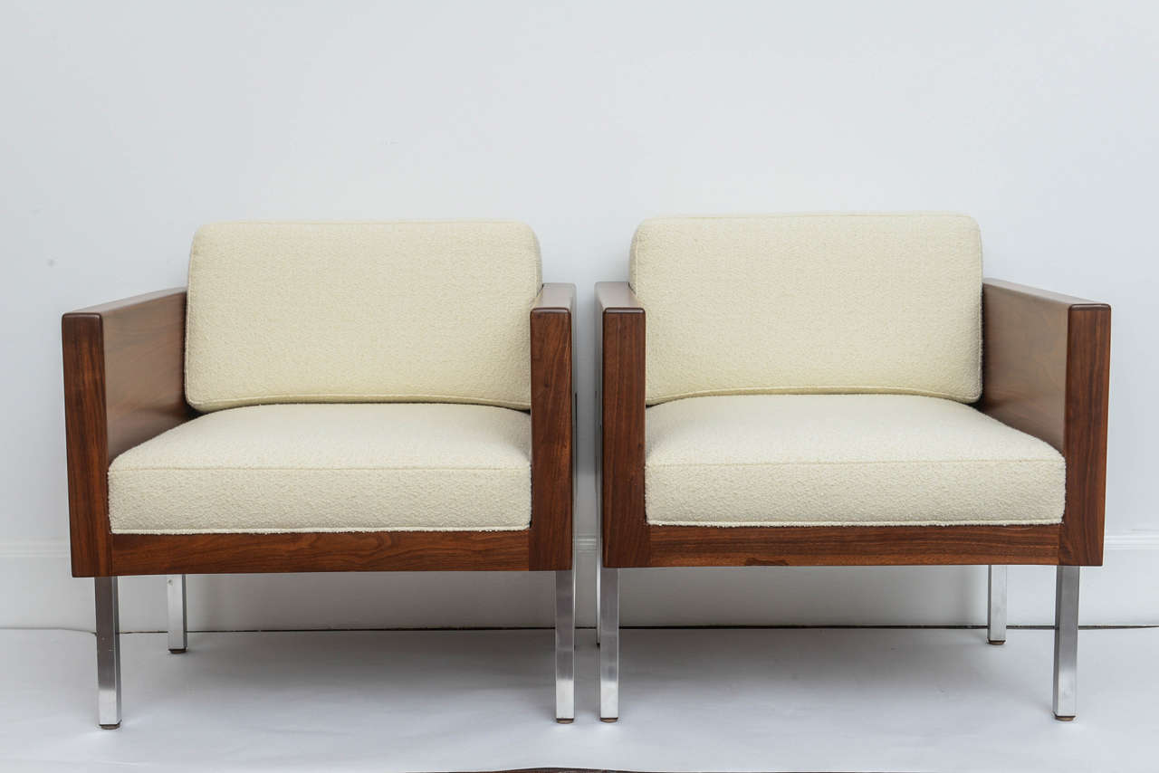 Very handsome pair of rosewood lounge chairs on brushed chrome legs.
 
Perfect scale and proportion, ideal for a gentleman's office or salone setting.

Very high quality craftsmanship were devoted to the design on these chairs as evident by the