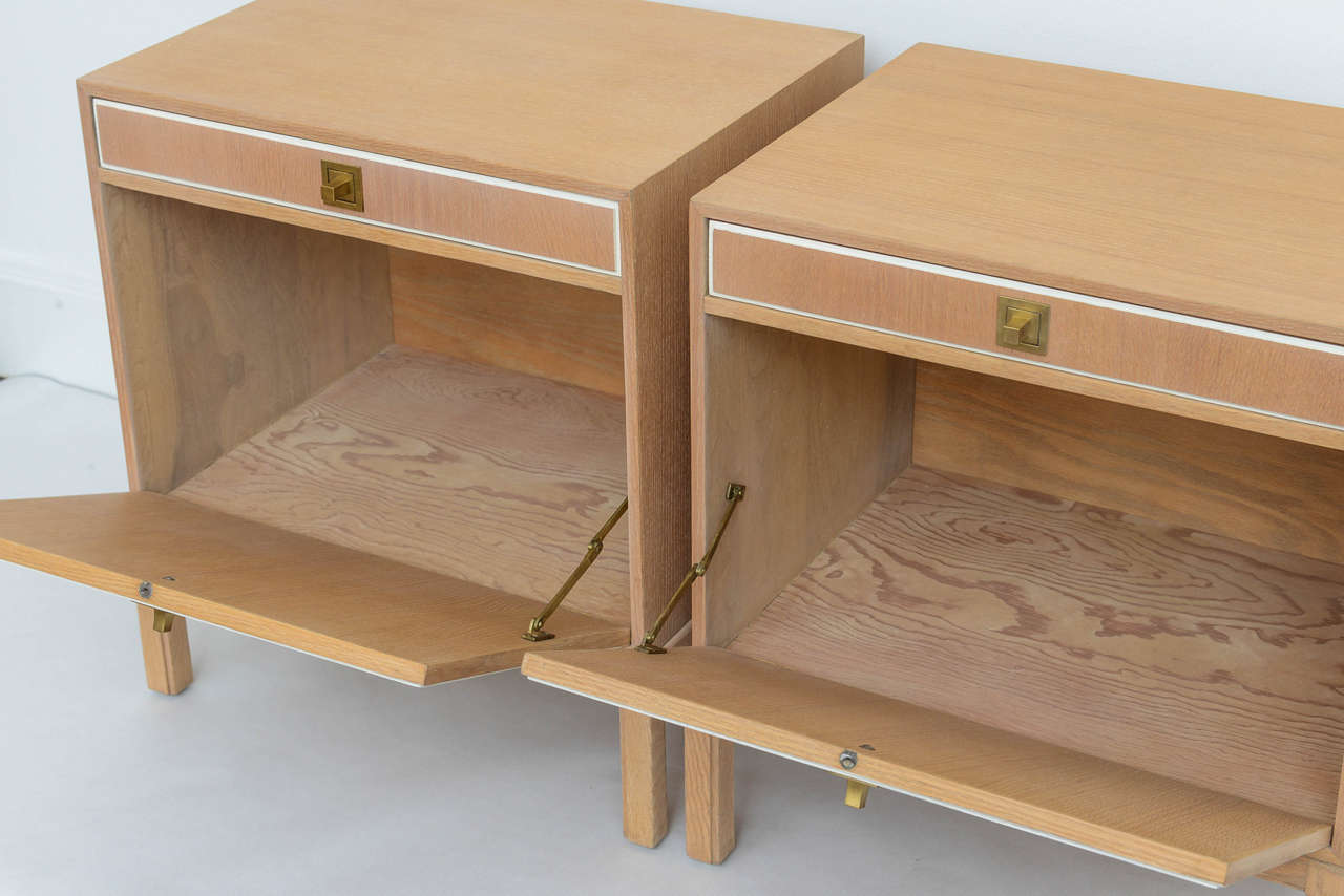 Late 20th Century Parzinger Weathered Oak and Brass Side Tables For Sale