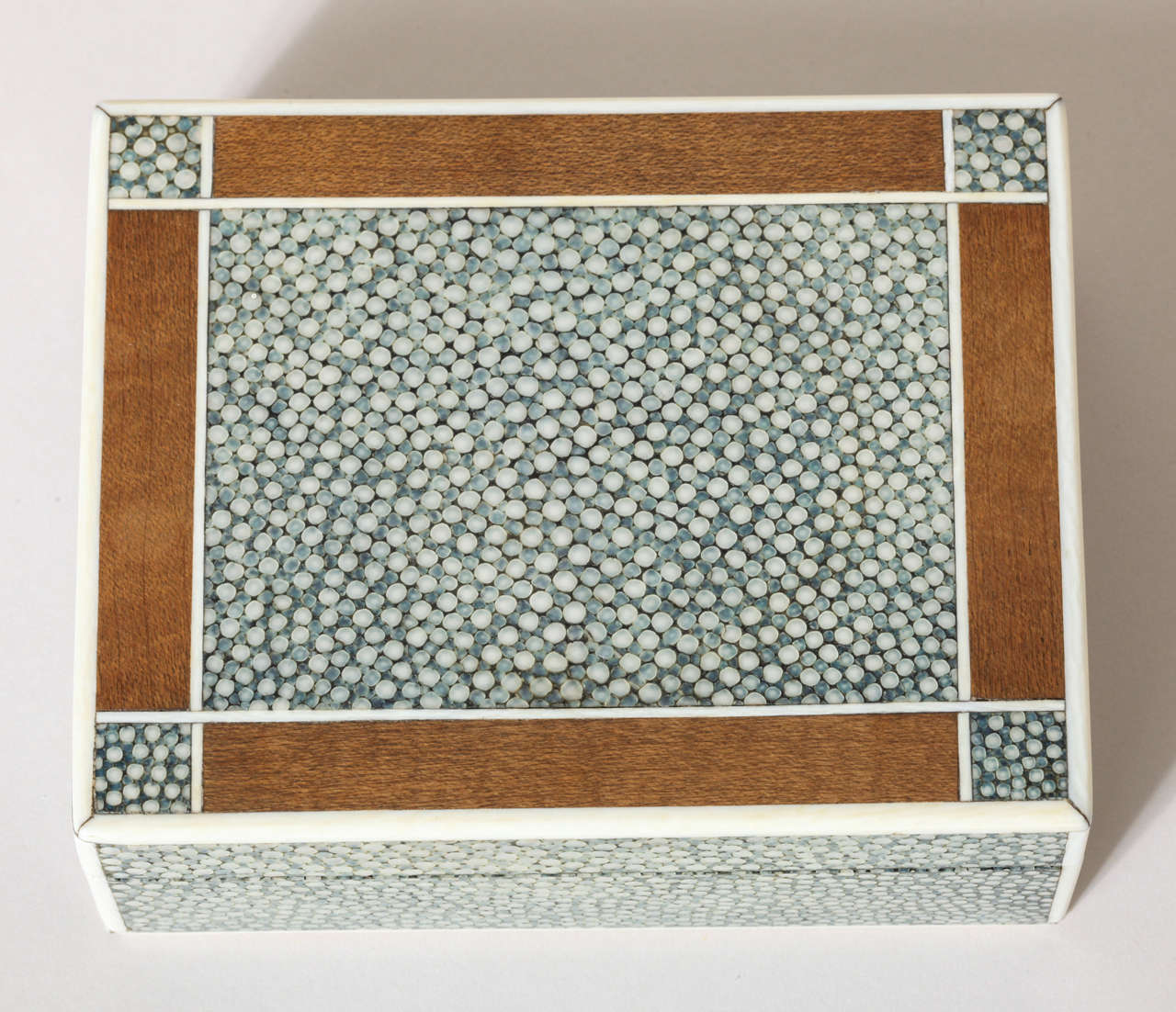 English Art Deco Shagreen, Cedar and Bone Box In Excellent Condition In New York, NY