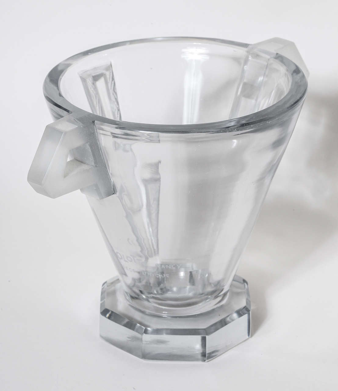 Michel-Aristide Colotte French Art Deco Carved and Etched Glass Vase In Good Condition For Sale In New York, NY