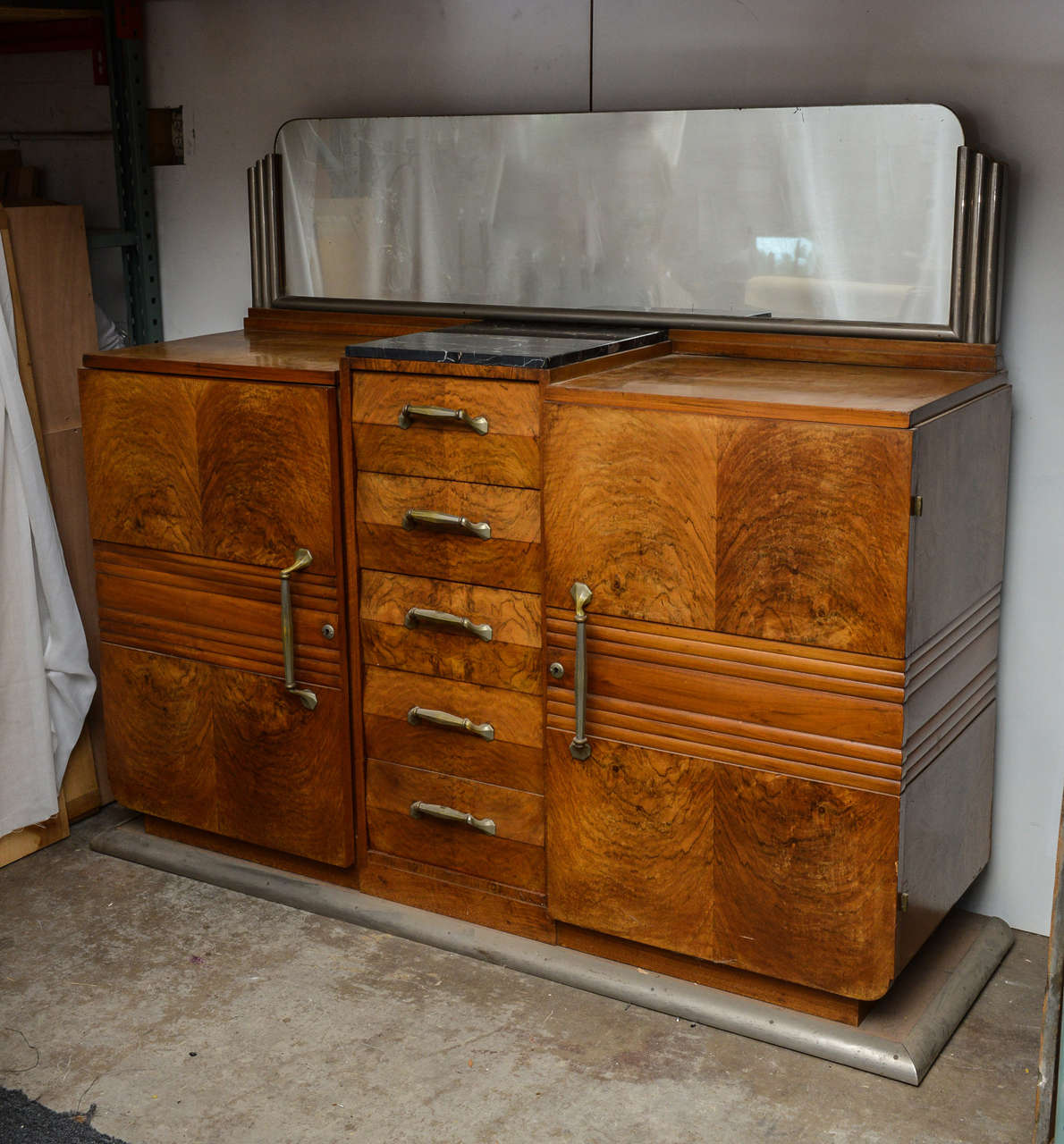 French Art Deco Buffet in Solid Walnut For Sale at 1stDibs