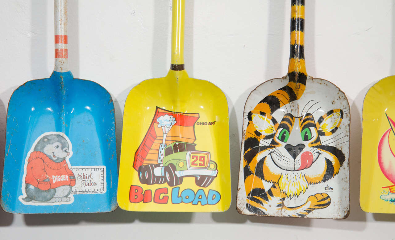 USA Graphic Sand Shovels For Sale 2