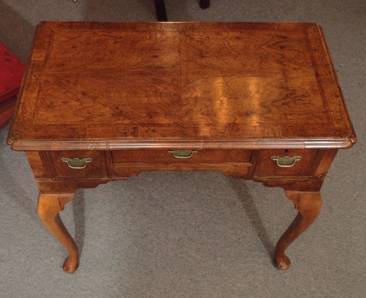 Antique American Maple Lowboy In Good Condition In New Orleans, LA