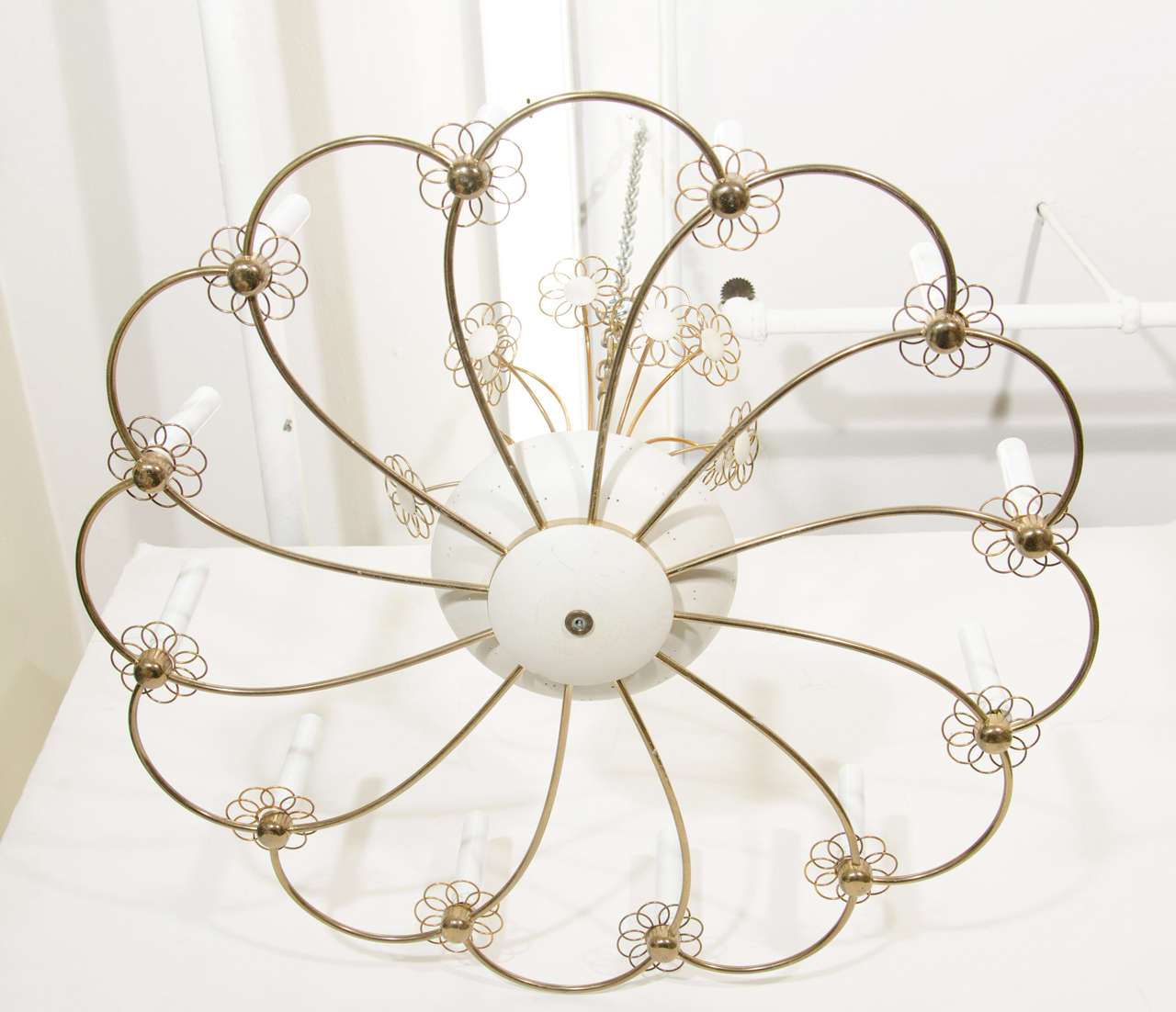 Late 20th Century Mid-Century Flower Form Chandelier in the Style of Paavo Tynell for Lightolier