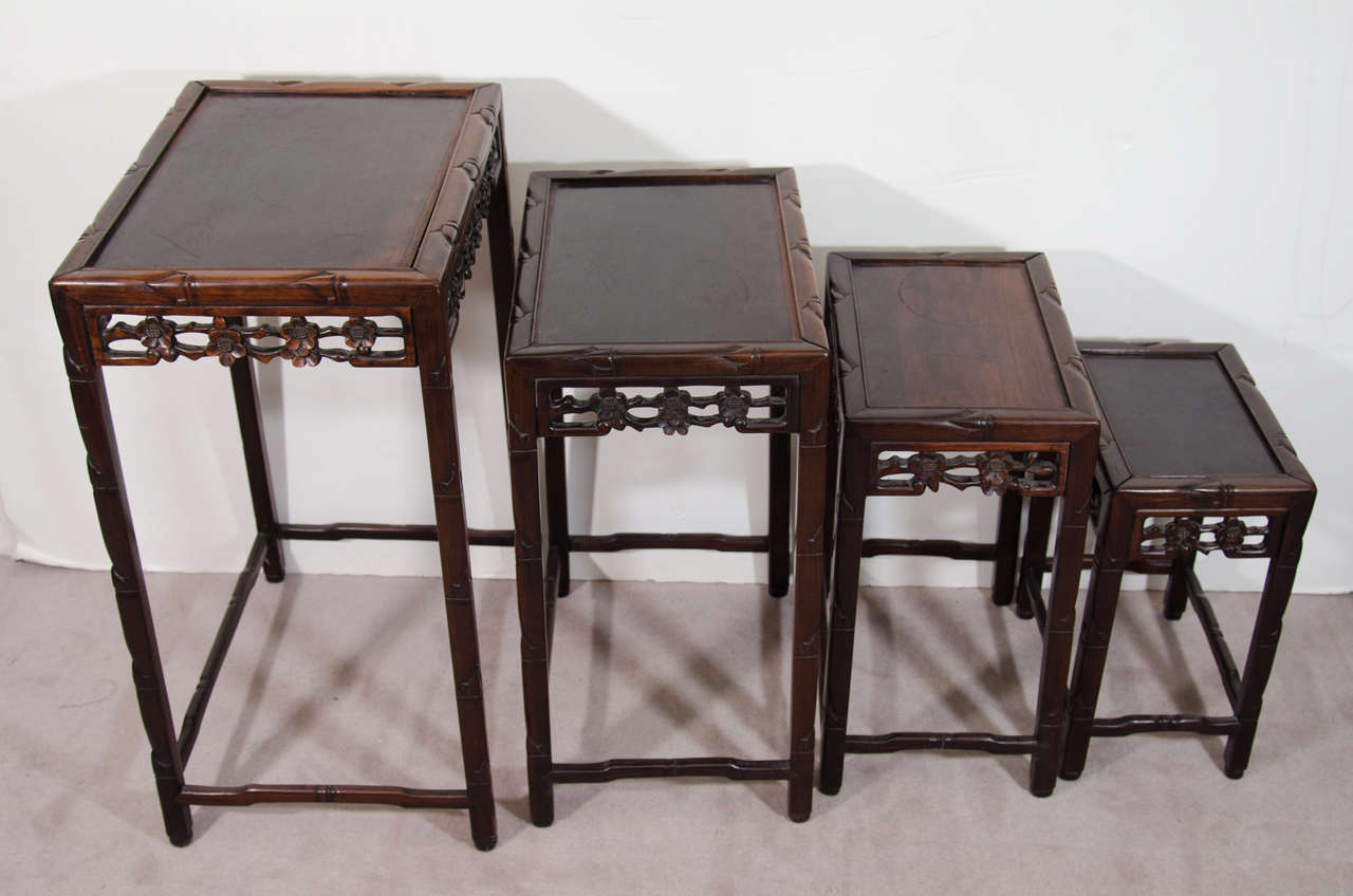 Early 20th Century Set of Chinese Rosewood Nesting Tables 4