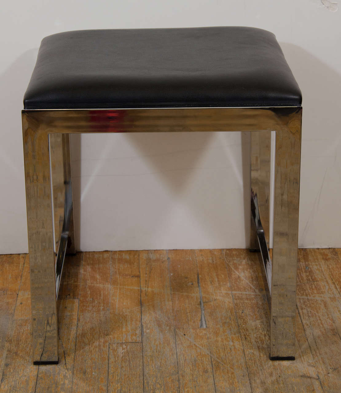 Mid Century Chrome and Vinyl Bench or Stool In Good Condition In New York, NY