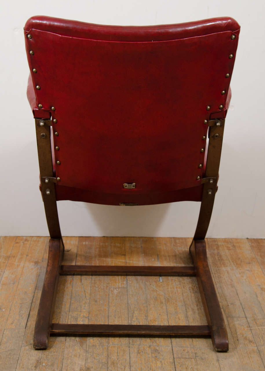 Mid-Century Pair of Naugahyde Armchairs by John Wanamaker In Good Condition In New York, NY