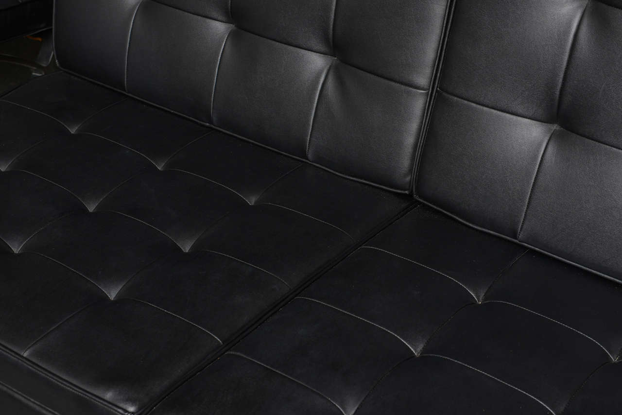 Sleek Black Leather Sofa In Good Condition In West Palm Beach, FL