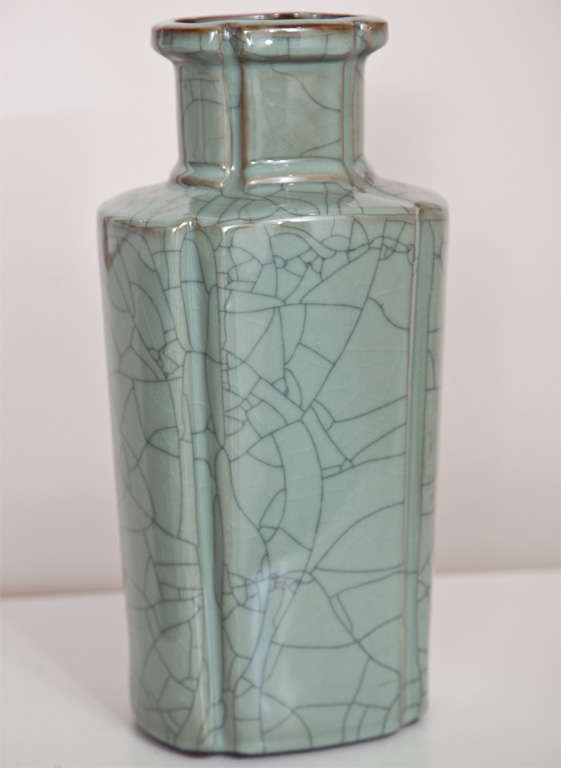 Chinese Crackled Glaze Vase