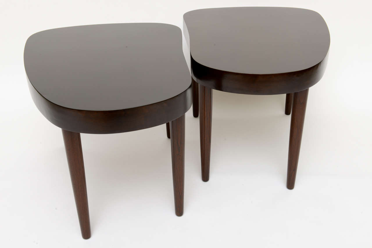 50s Danish Kidney Shape Povl Dinesen Teak Tables In Excellent Condition In Miami, FL