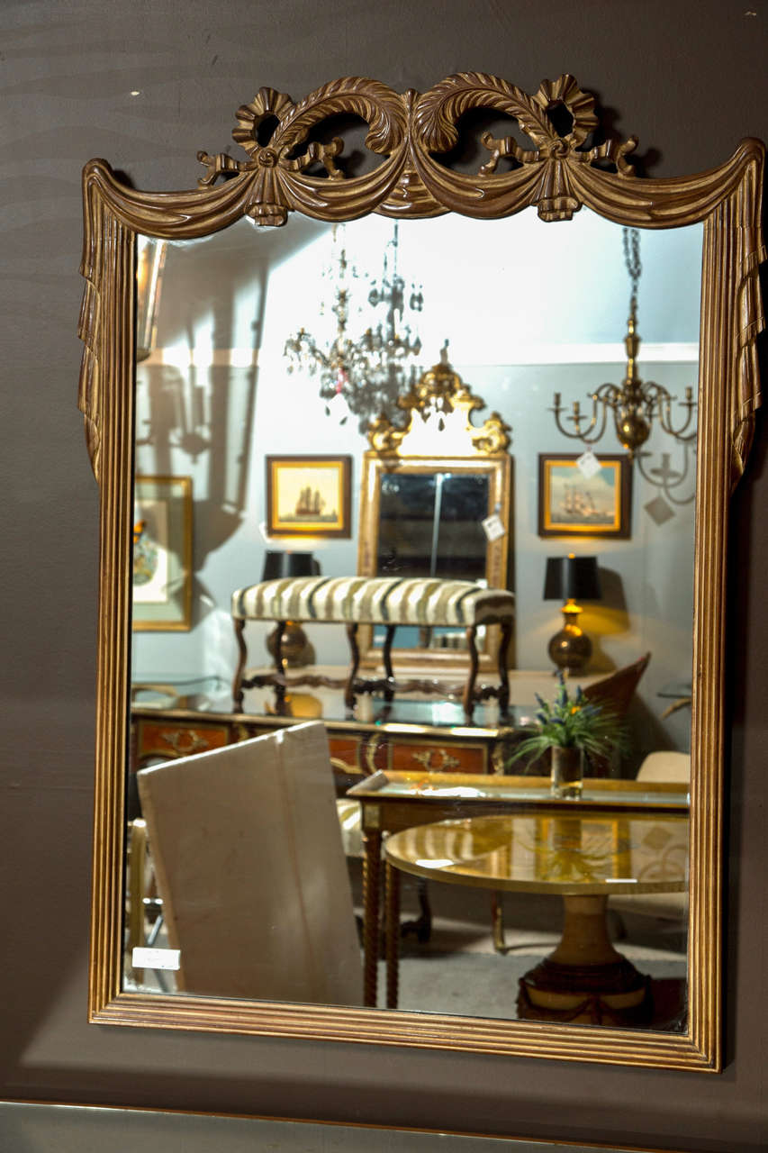 Grosfeld House Art Deco Fleur de Plume Matching Mirrored Vanity Mirror Bench In Good Condition In Stamford, CT