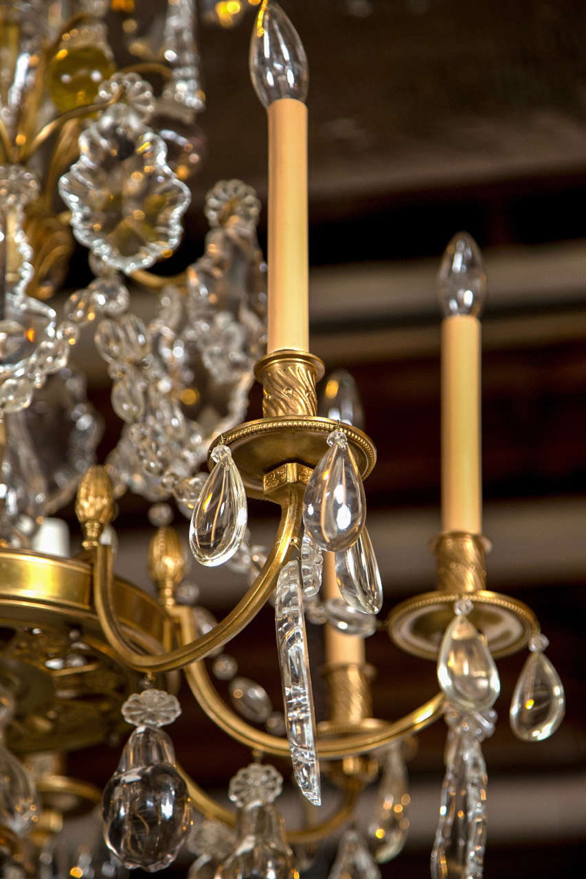 A Finely Cast Bronze and Crystal Eight Arm Chandelier  For Sale 1