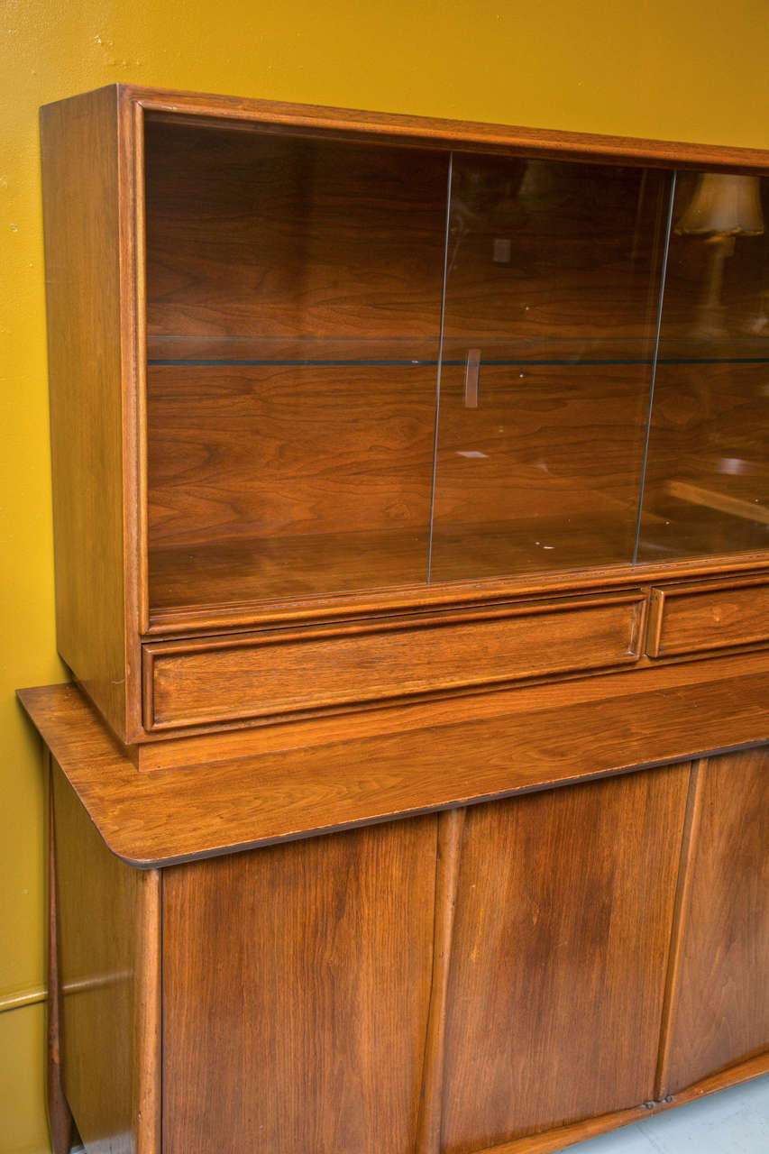 MidCentury Breakfront by Vanleigh Furniture at 1stDibs mid century breakfront, vanleigh