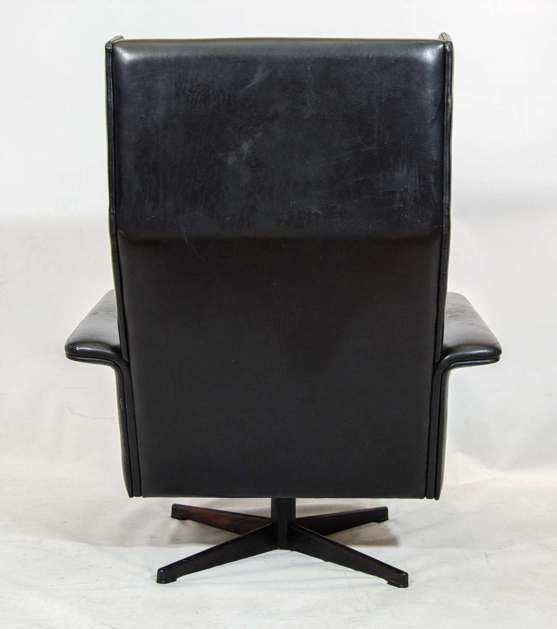 Leather Danish Wing Back Swivel Lounge Chair